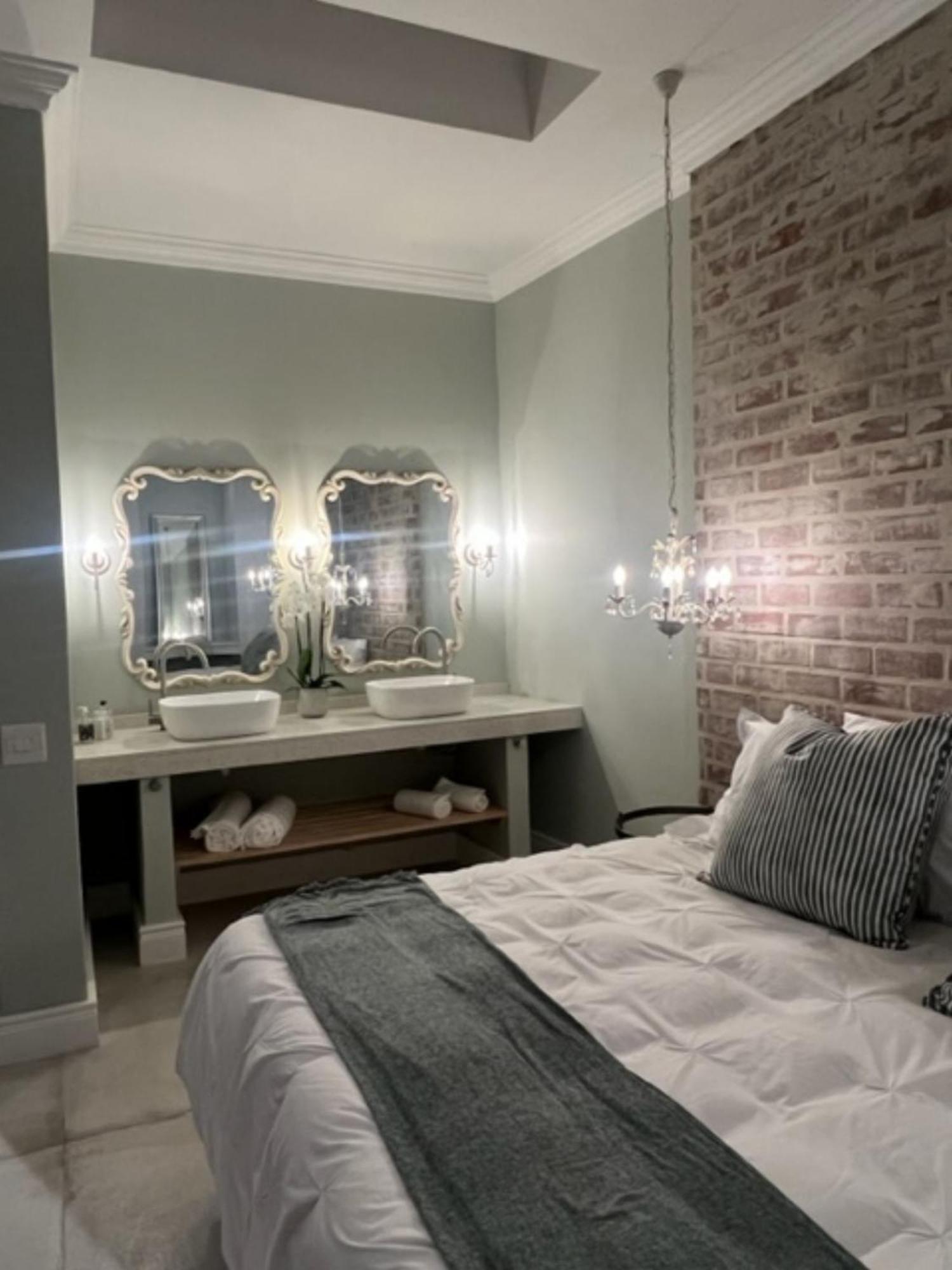 Two On Milner - Oak Tree - Stylish Open-plan In Rondebosch *