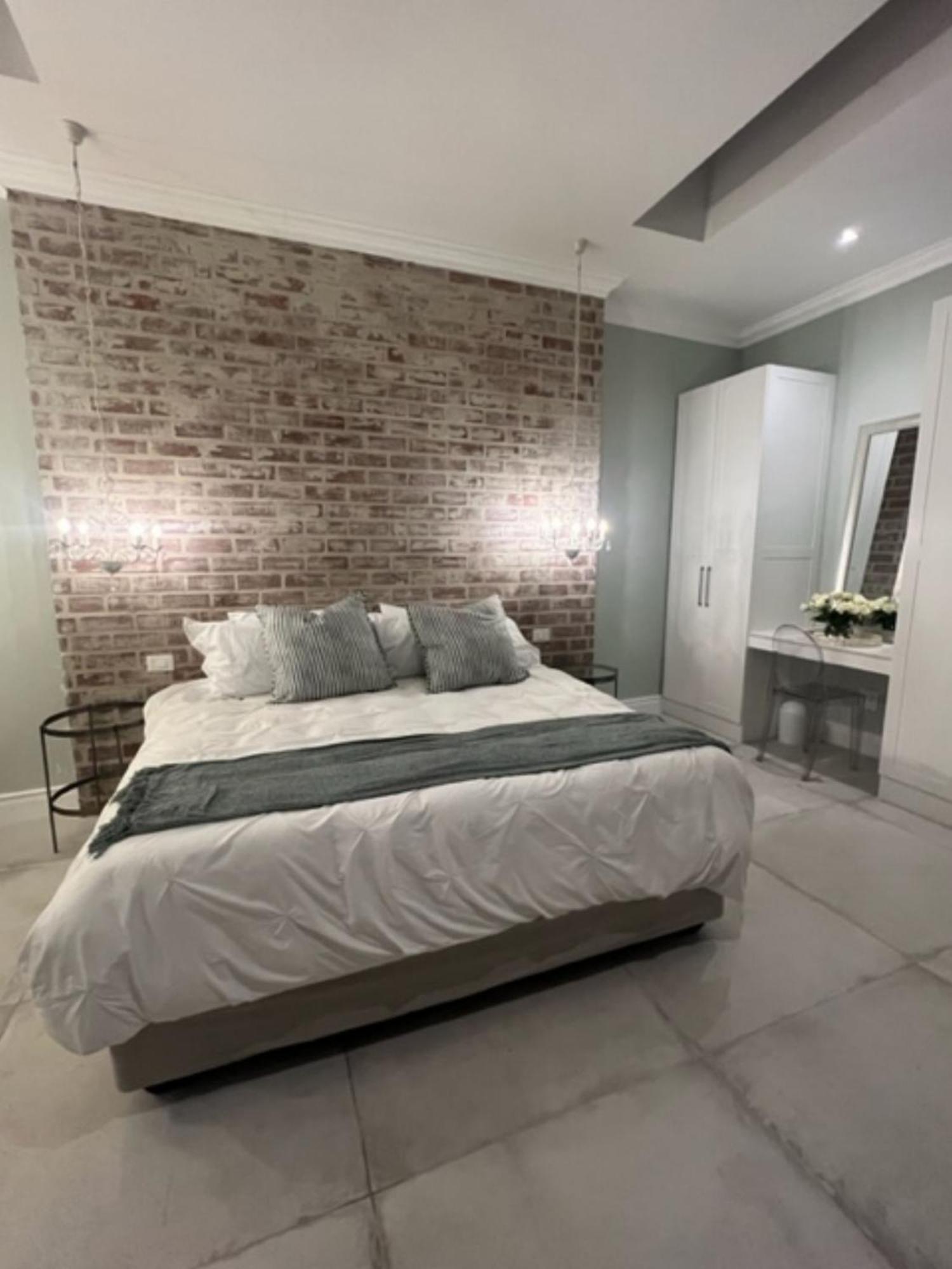 Two On Milner - Oak Tree - Stylish Open-plan In Rondebosch